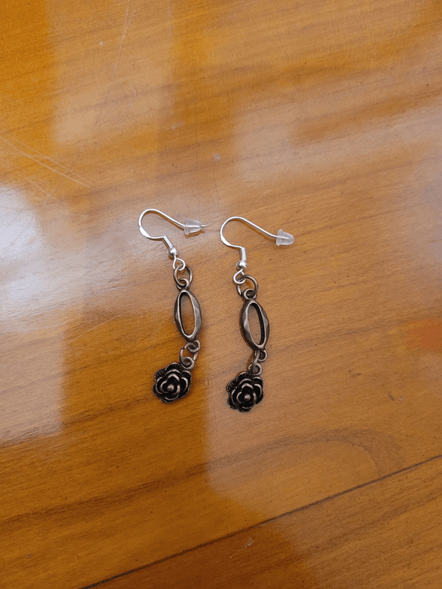 Boucles d&#039;oreilles - roses - Crochet en Argent
